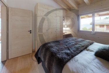 DUPLEX SUR PLAN DANS CHALET NEUF à 10 MIN DE MONTHEY