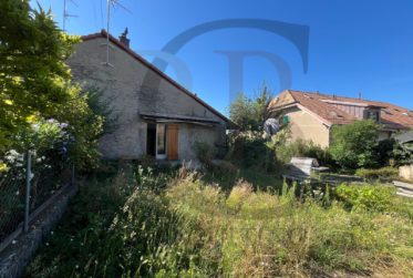 Belle opportunité à rénover dans le Bourg