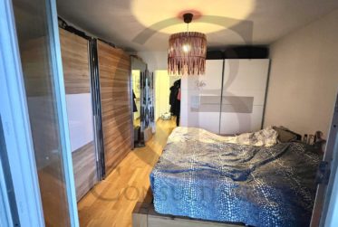 Spacieux, lumineux, piscine, sauna, fitness, salle de réception